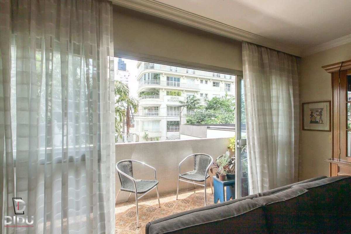 Apartamento, 3 quartos, 190 m² - Foto 2