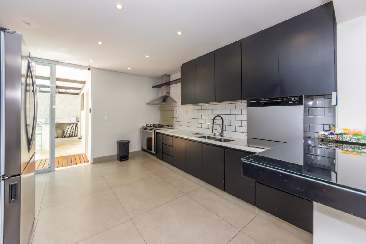 Casa, 3 quartos, 280 m² - Foto 10