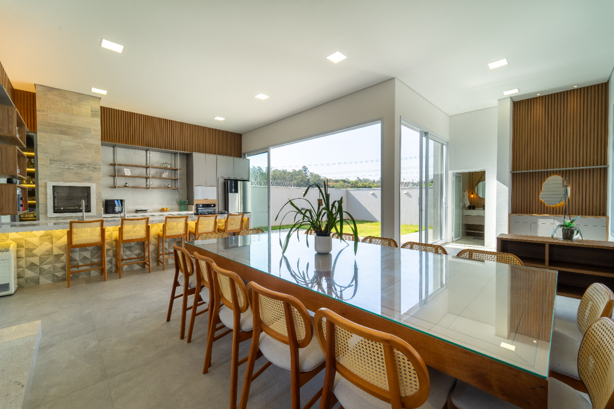Apartamento, 3 quartos, 300 m² - Foto 1