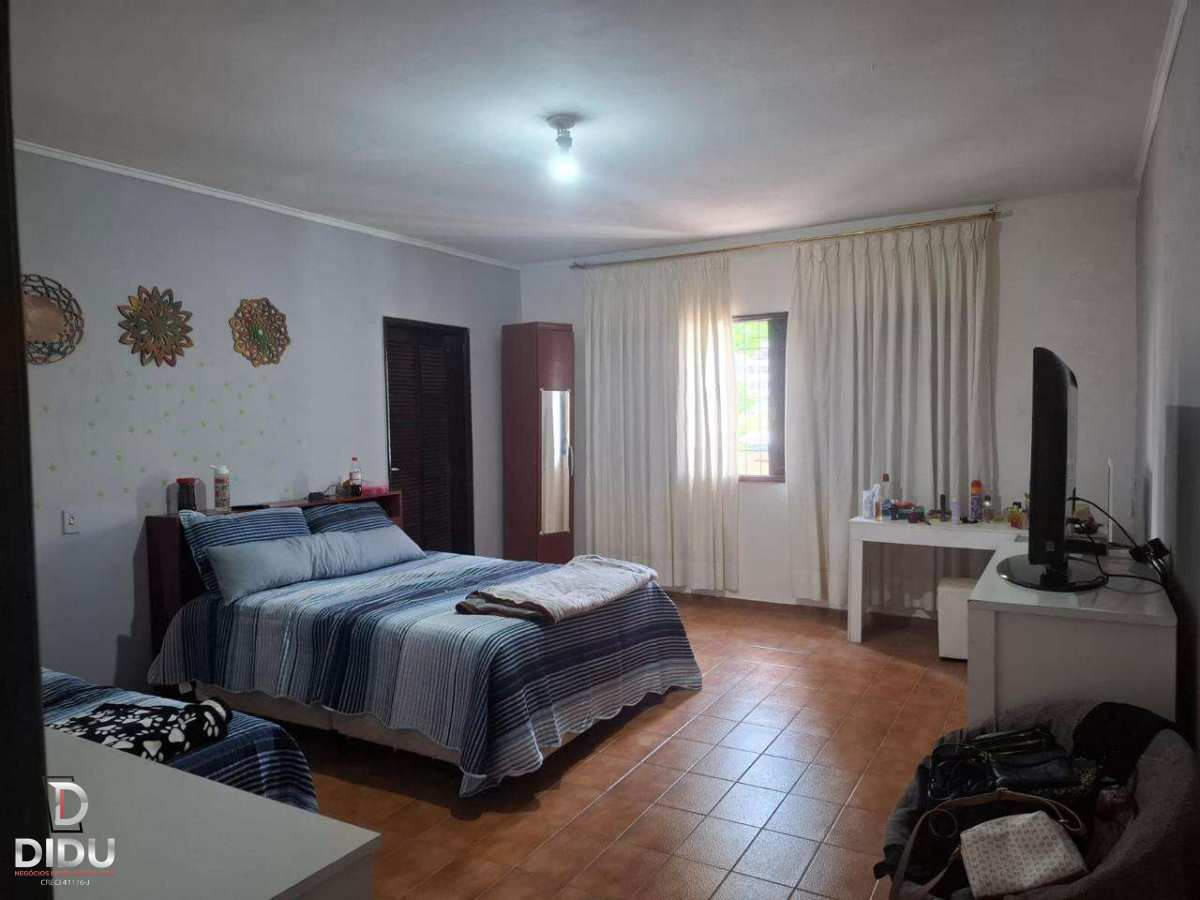 Casa, 4 quartos, 300 m² - Foto 10