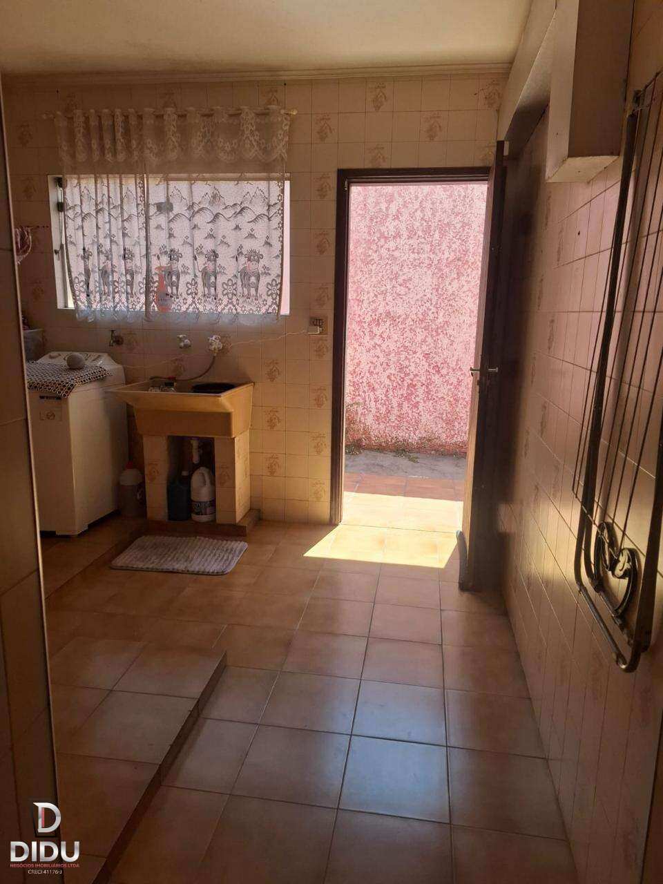 Casa, 4 quartos, 300 m² - Foto 19