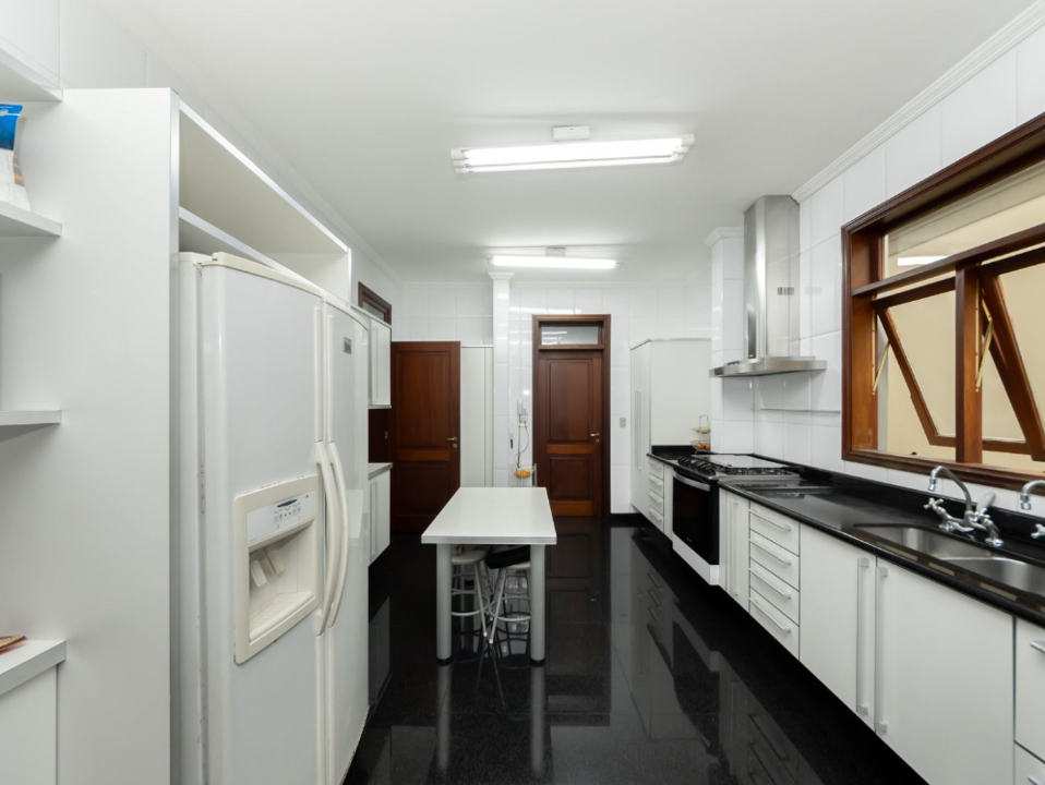 Casa, 4 quartos, 600 m² - Foto 8