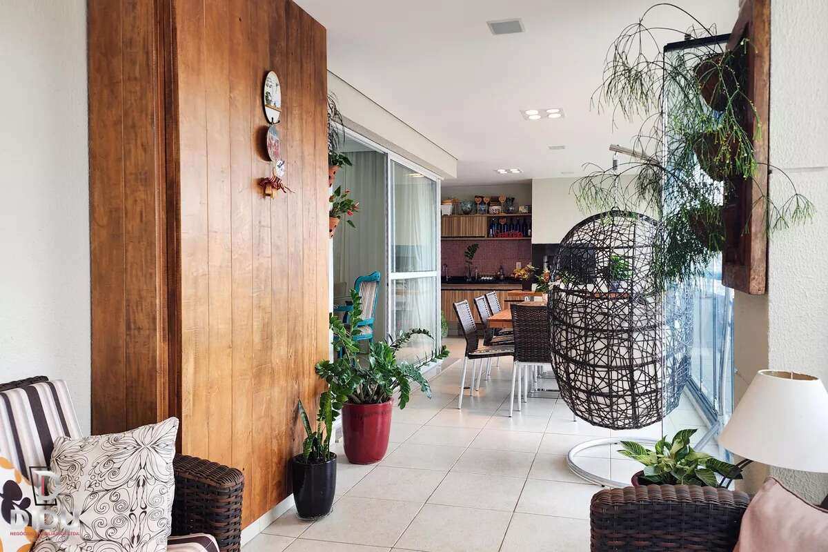 Apartamento, 3 quartos, 180 m² - Foto 2