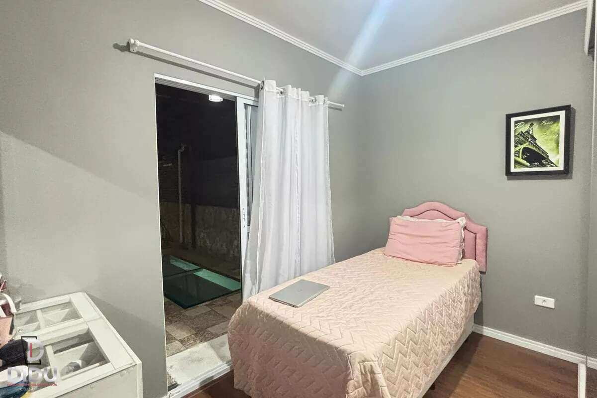 Casa, 4 quartos, 266 m² - Foto 15