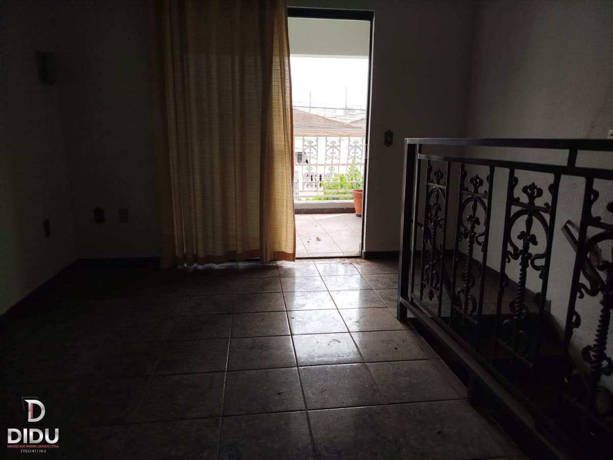 Casa, 4 quartos, 200 m² - Foto 15