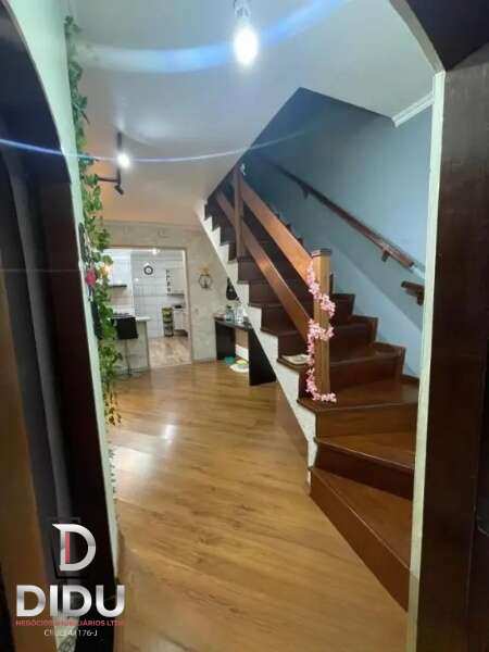 Casa, 4 quartos, 215 m² - Foto 4