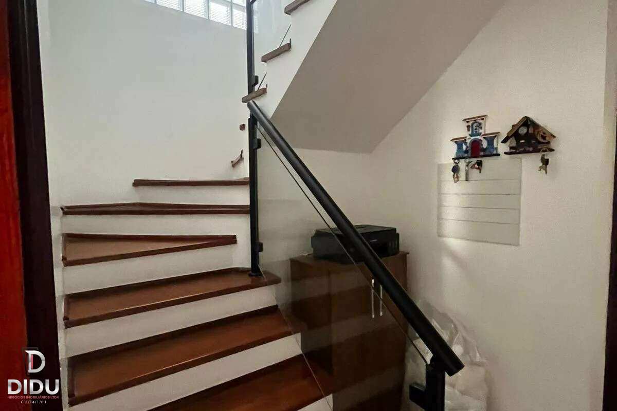 Casa, 3 quartos, 225 m² - Foto 11