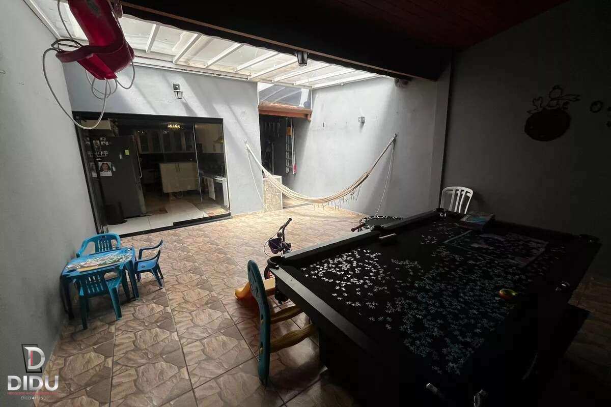 Casa, 3 quartos, 225 m² - Foto 3