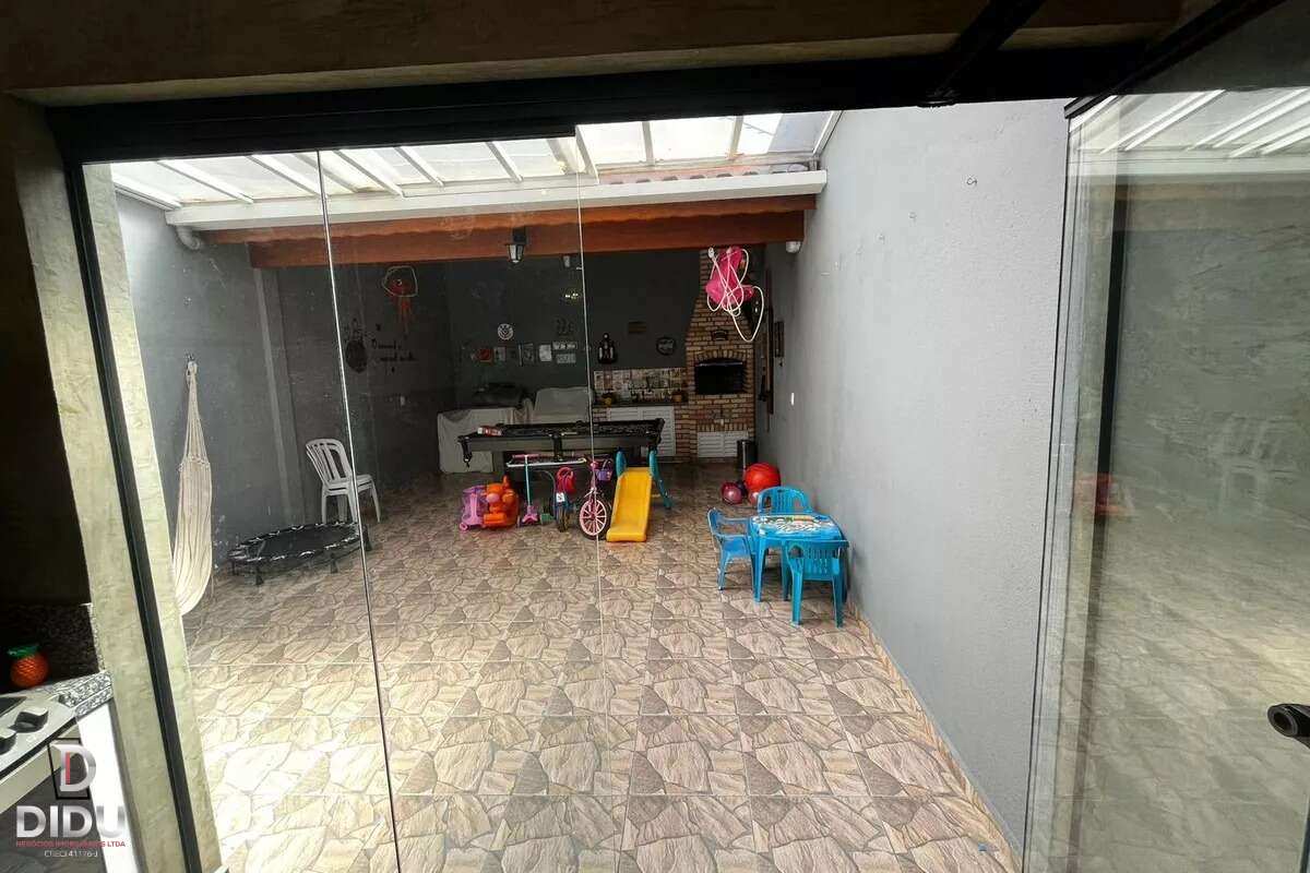 Casa, 3 quartos, 225 m² - Foto 4