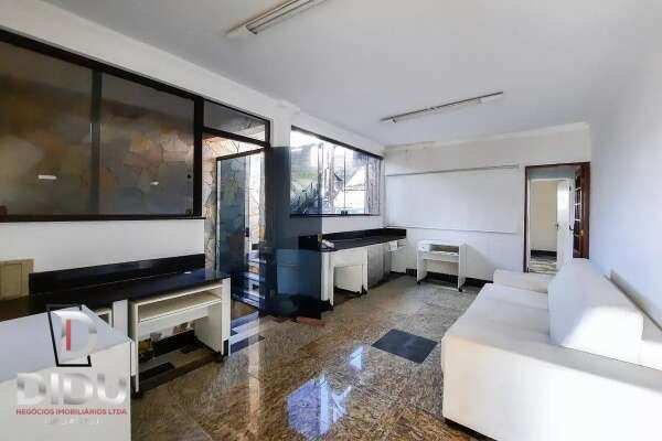 Casa, 3 quartos, 236 m² - Foto 11