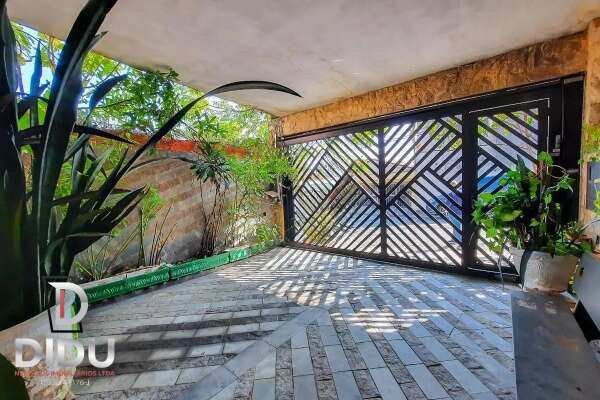 Casa, 3 quartos, 236 m² - Foto 3