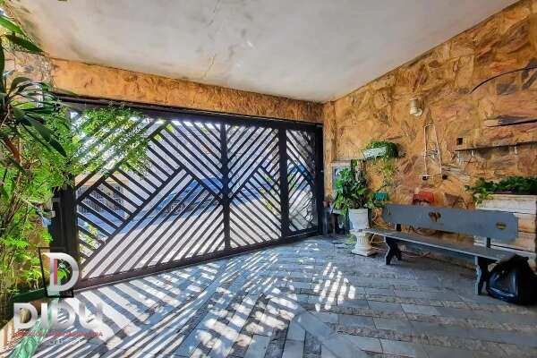 Casa, 3 quartos, 236 m² - Foto 4