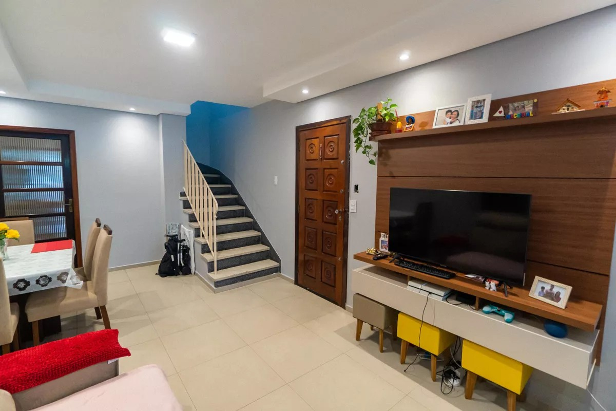 Casa, 3 quartos, 104 m² - Foto 1