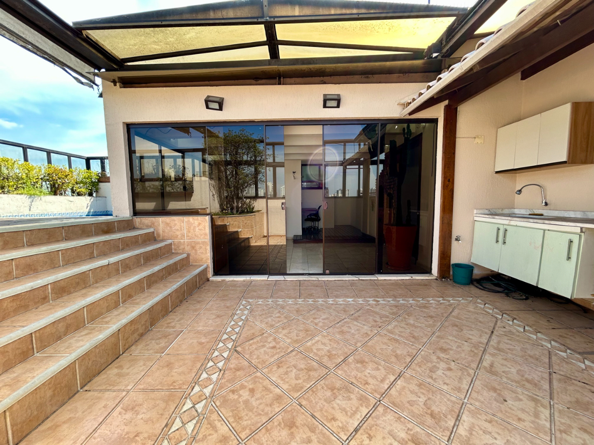 Cobertura, 3 quartos, 223 m² - Foto 8
