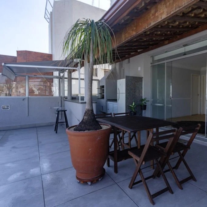Cobertura, 3 quartos, 209 m² - Foto 2