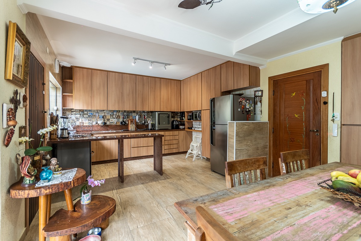 Casa, 4 quartos, 267 m² - Foto 24