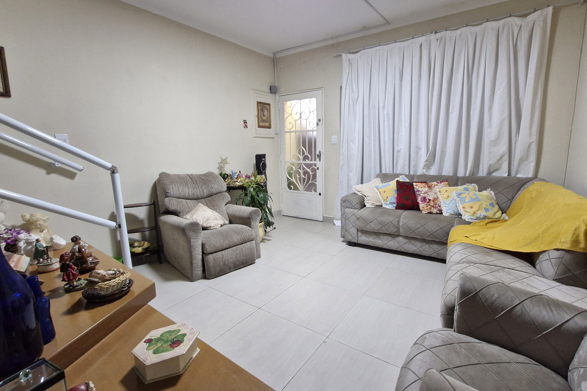 Casa, 4 quartos, 115 m² - Foto 1