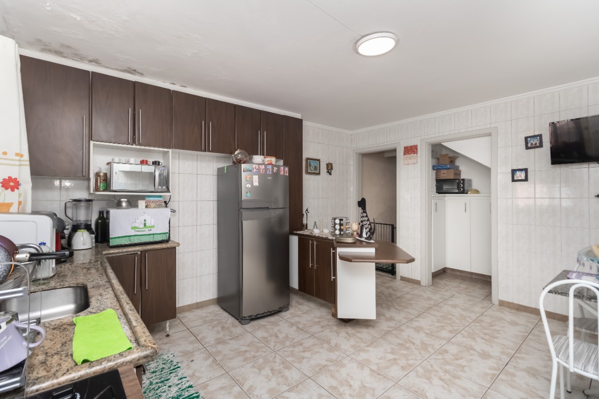 Casa, 2 quartos, 225 m² - Foto 18