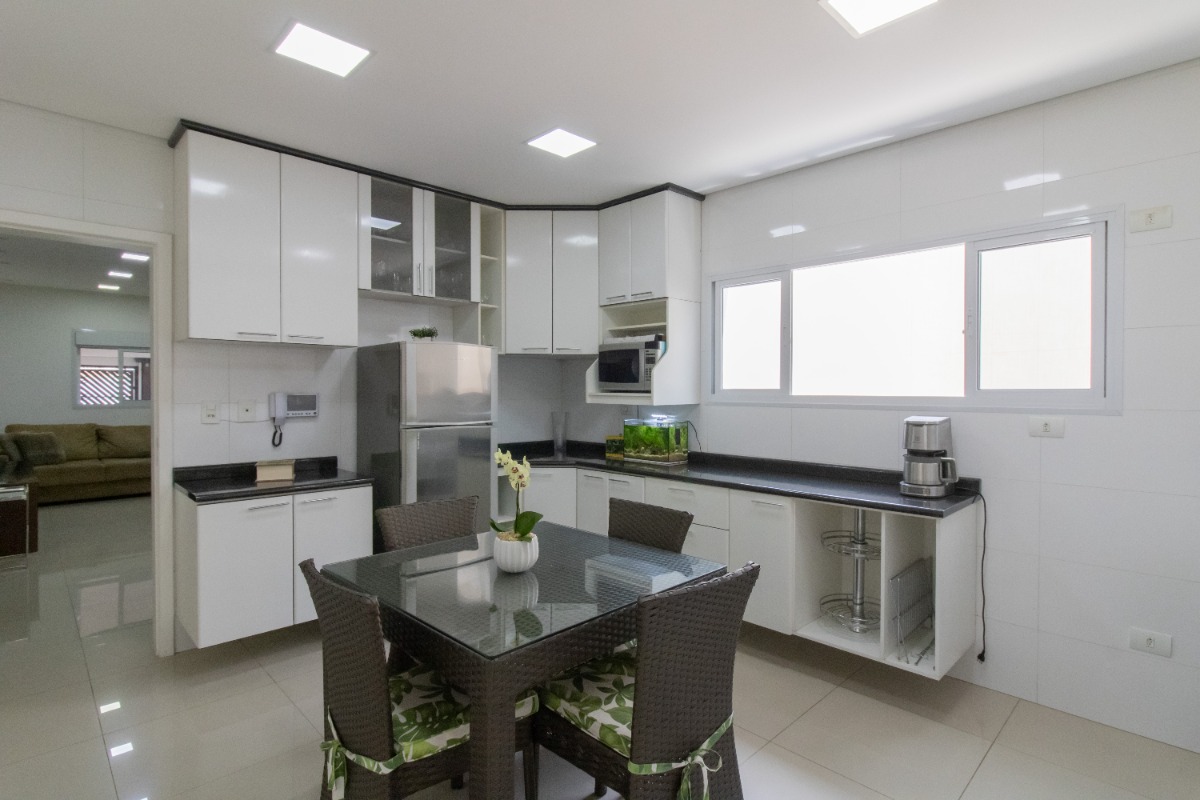 Casa, 3 quartos, 195 m² - Foto 10
