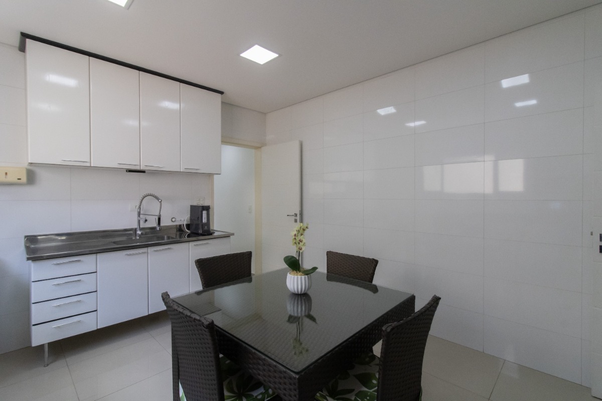 Casa, 3 quartos, 195 m² - Foto 13