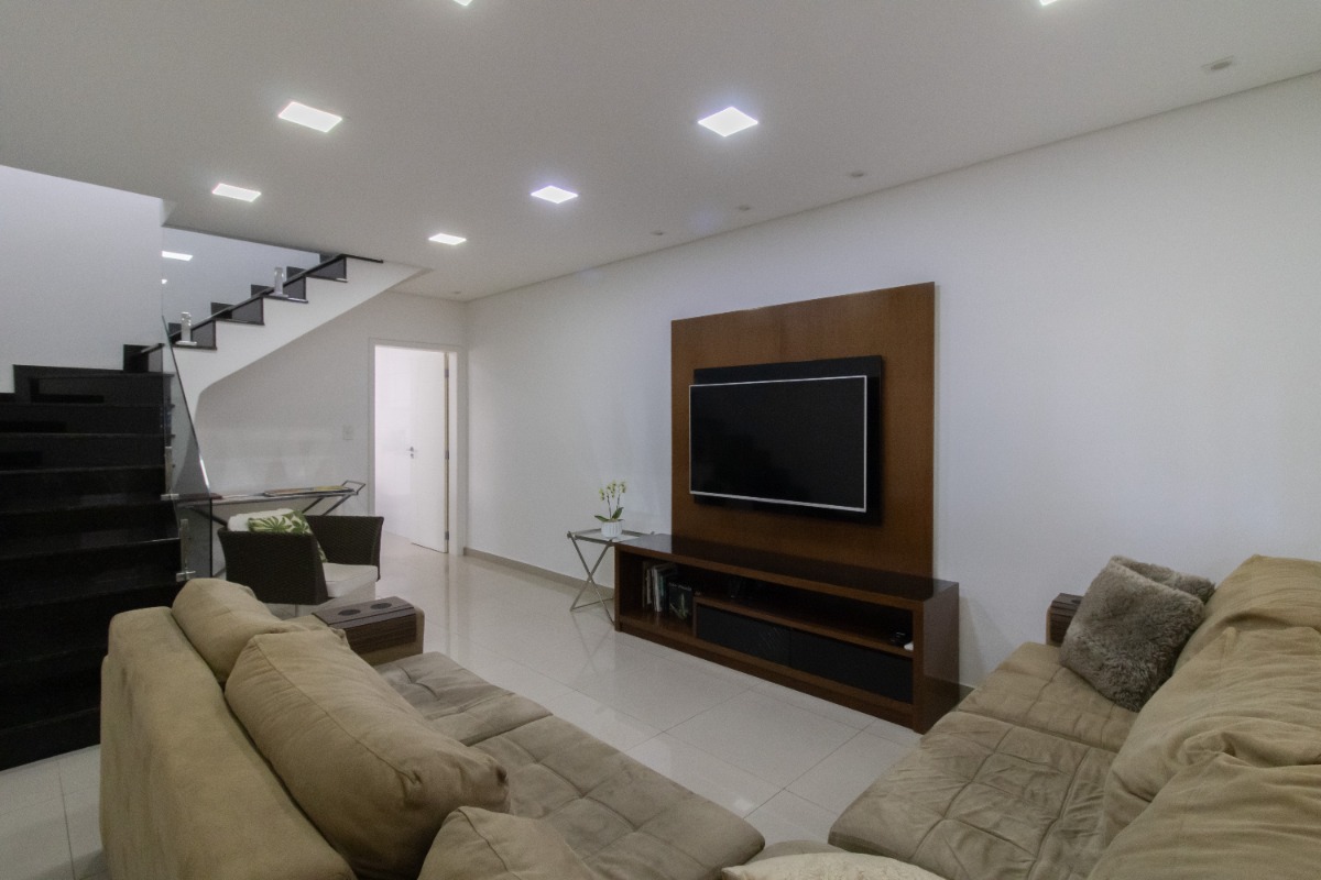 Casa, 3 quartos, 195 m² - Foto 2