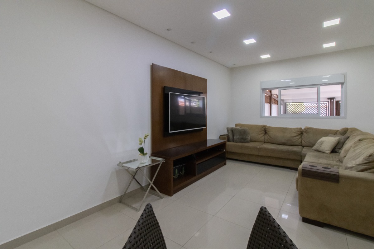 Casa, 3 quartos, 195 m² - Foto 6