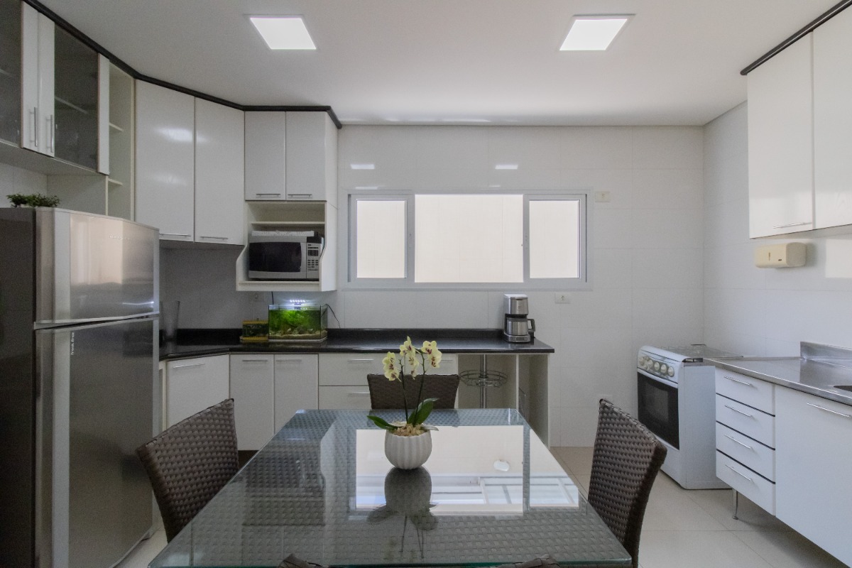 Casa, 3 quartos, 195 m² - Foto 9