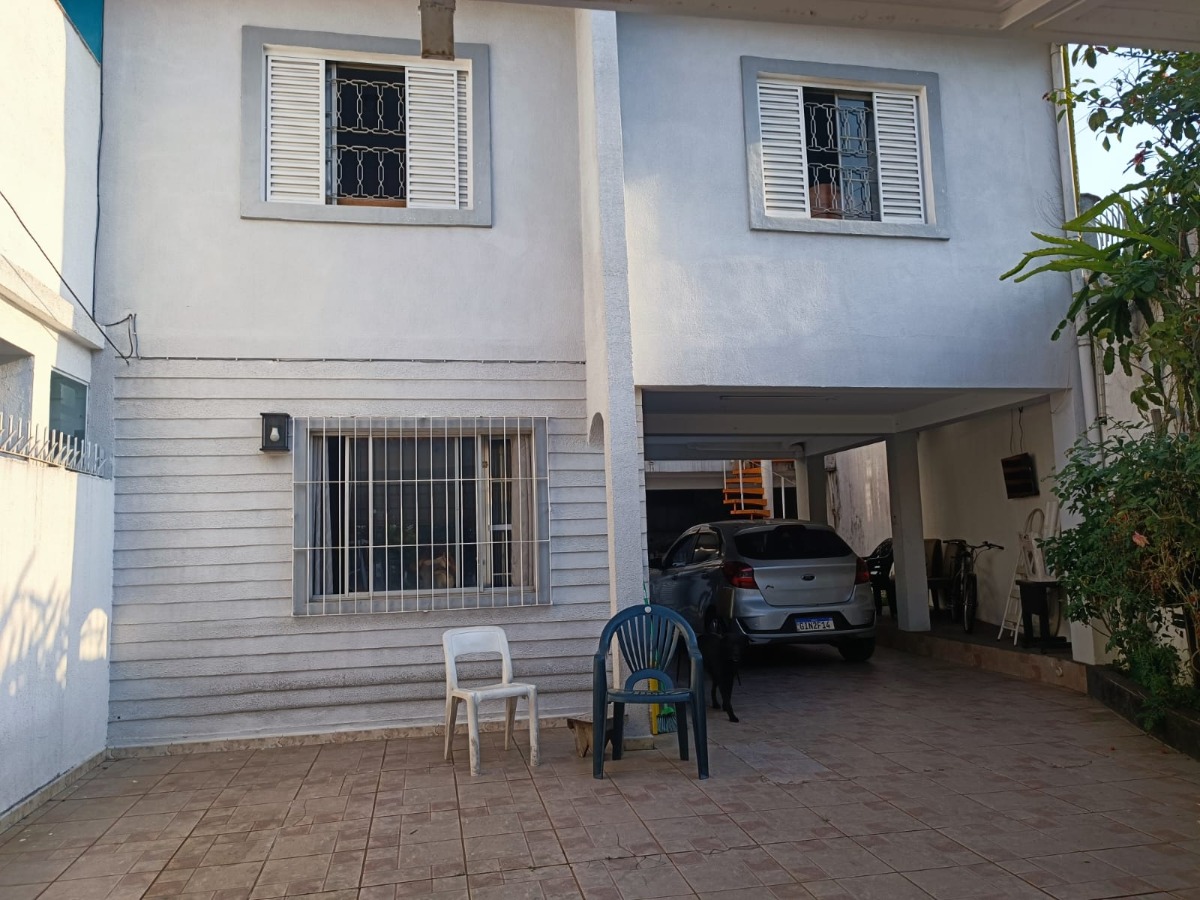 Casa, 3 quartos, 190 m² - Foto 2