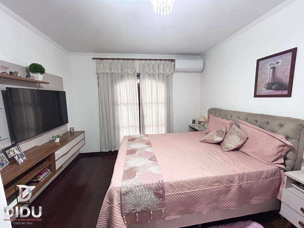 Casa, 3 quartos, 287 m² - Foto 19