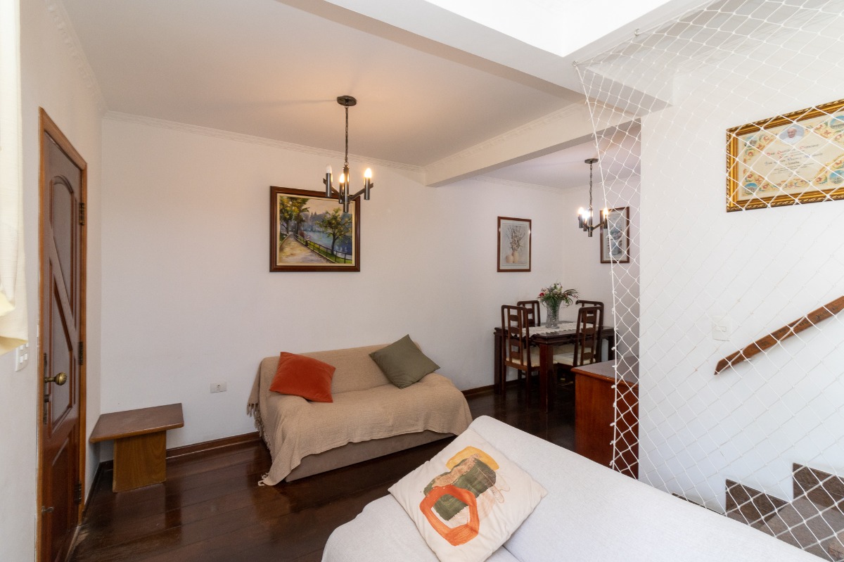 Casa, 3 quartos, 201 m² - Foto 2