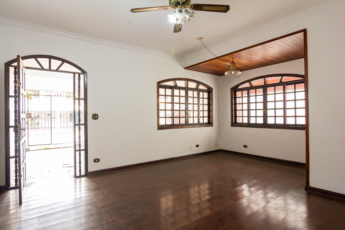 Casa, 5 quartos, 187 m² - Foto 2