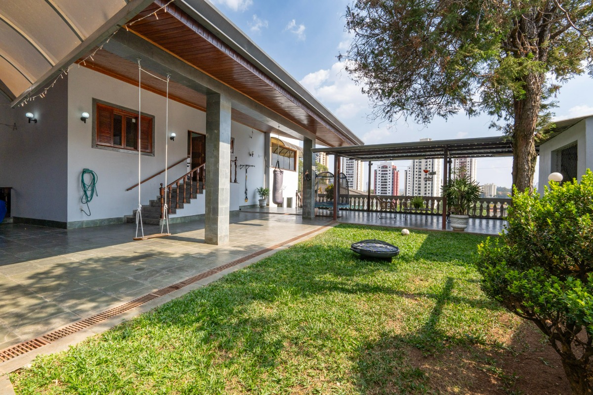 Casa, 5 quartos, 270 m² - Foto 11