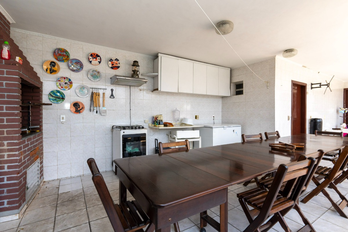 Casa, 5 quartos, 270 m² - Foto 13