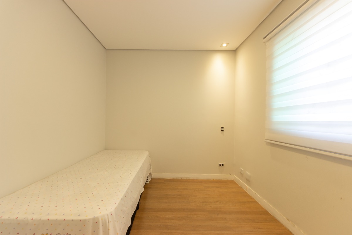 Casa, 3 quartos, 240 m² - Foto 9