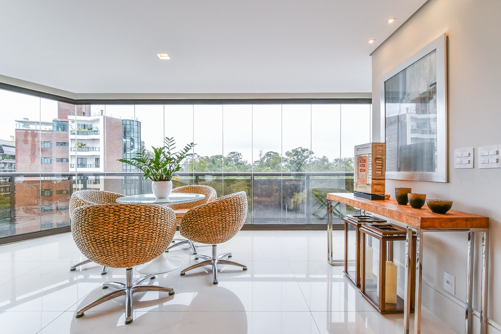 Apartamento, 3 quartos, 244 m² - Foto 1