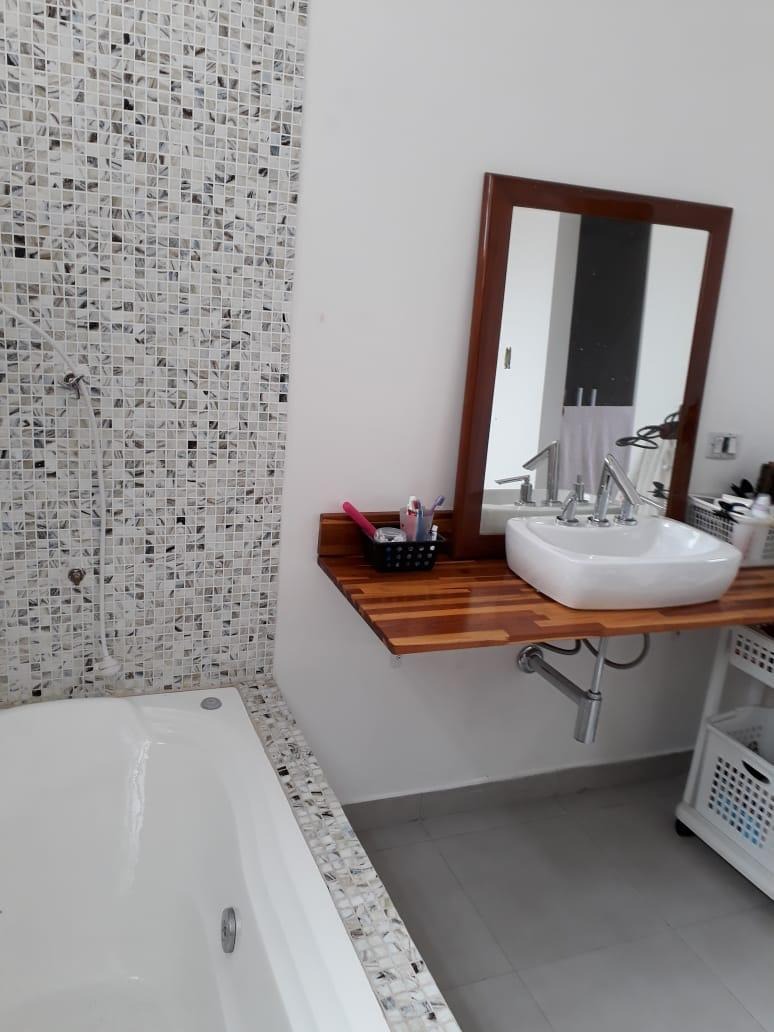 Casa, 4 quartos, 220 m² - Foto 19
