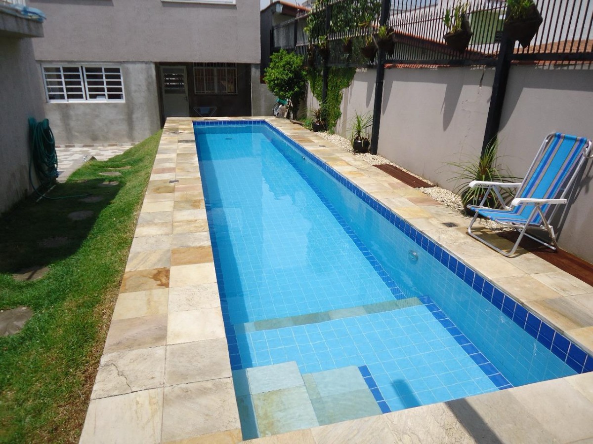 Casa, 4 quartos, 220 m² - Foto 2