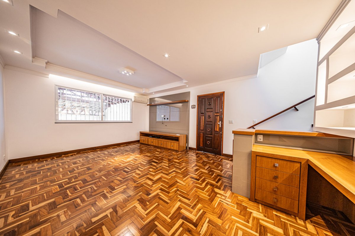 Casa, 3 quartos, 180 m² - Foto 1