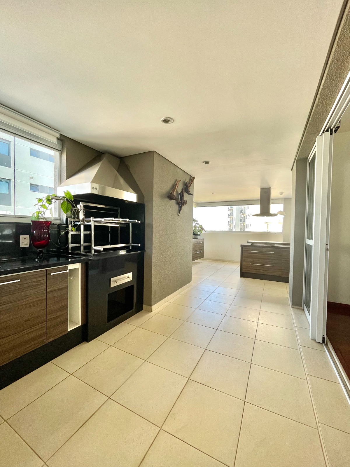 Apartamento, 4 quartos, 250 m² - Foto 1