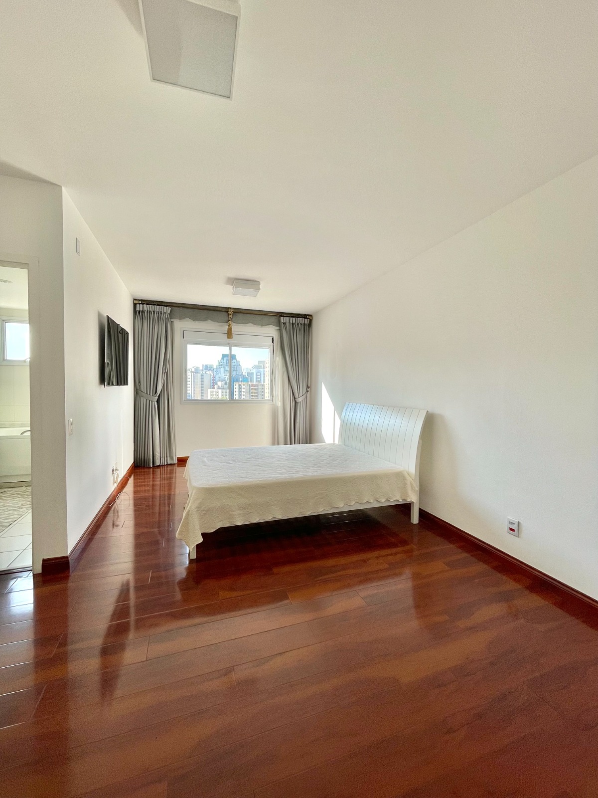 Apartamento, 4 quartos, 250 m² - Foto 12