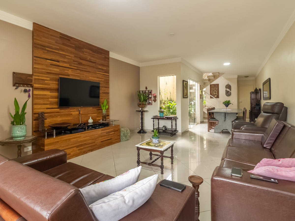Casa, 3 quartos, 289 m² - Foto 1
