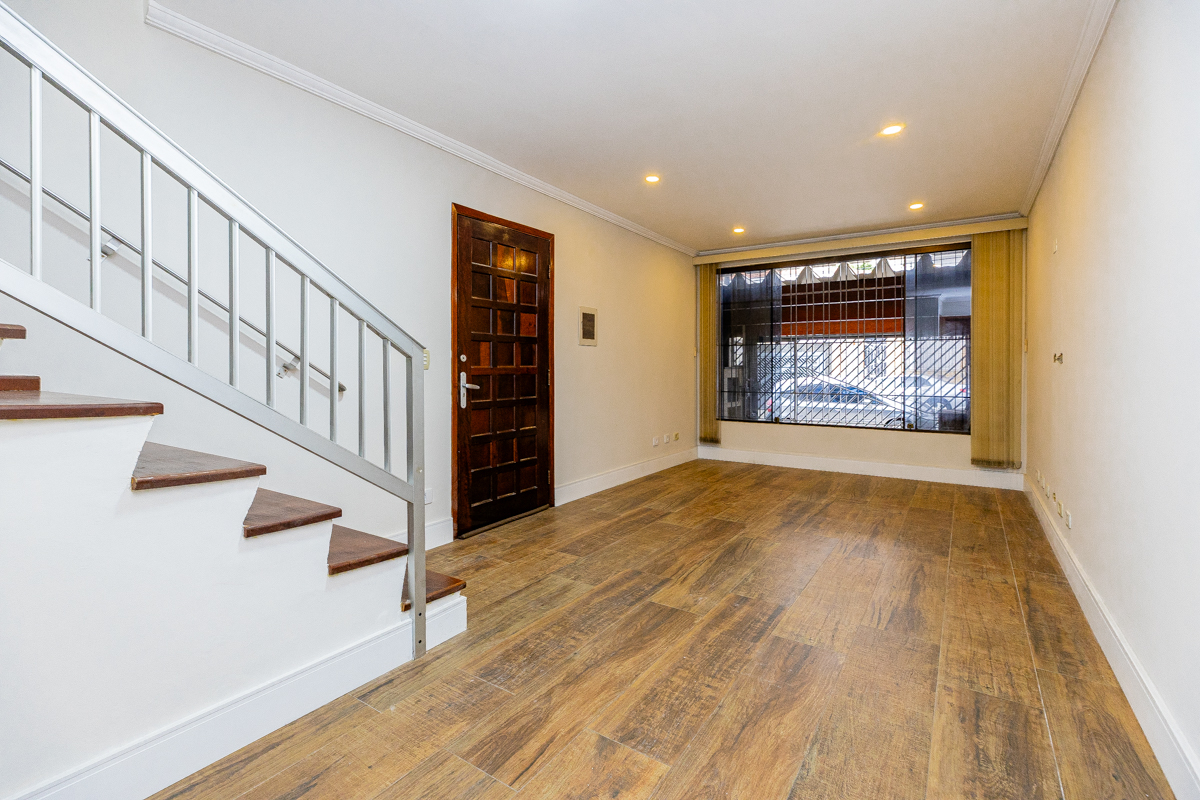 Casa, 3 quartos, 219 m² - Foto 1