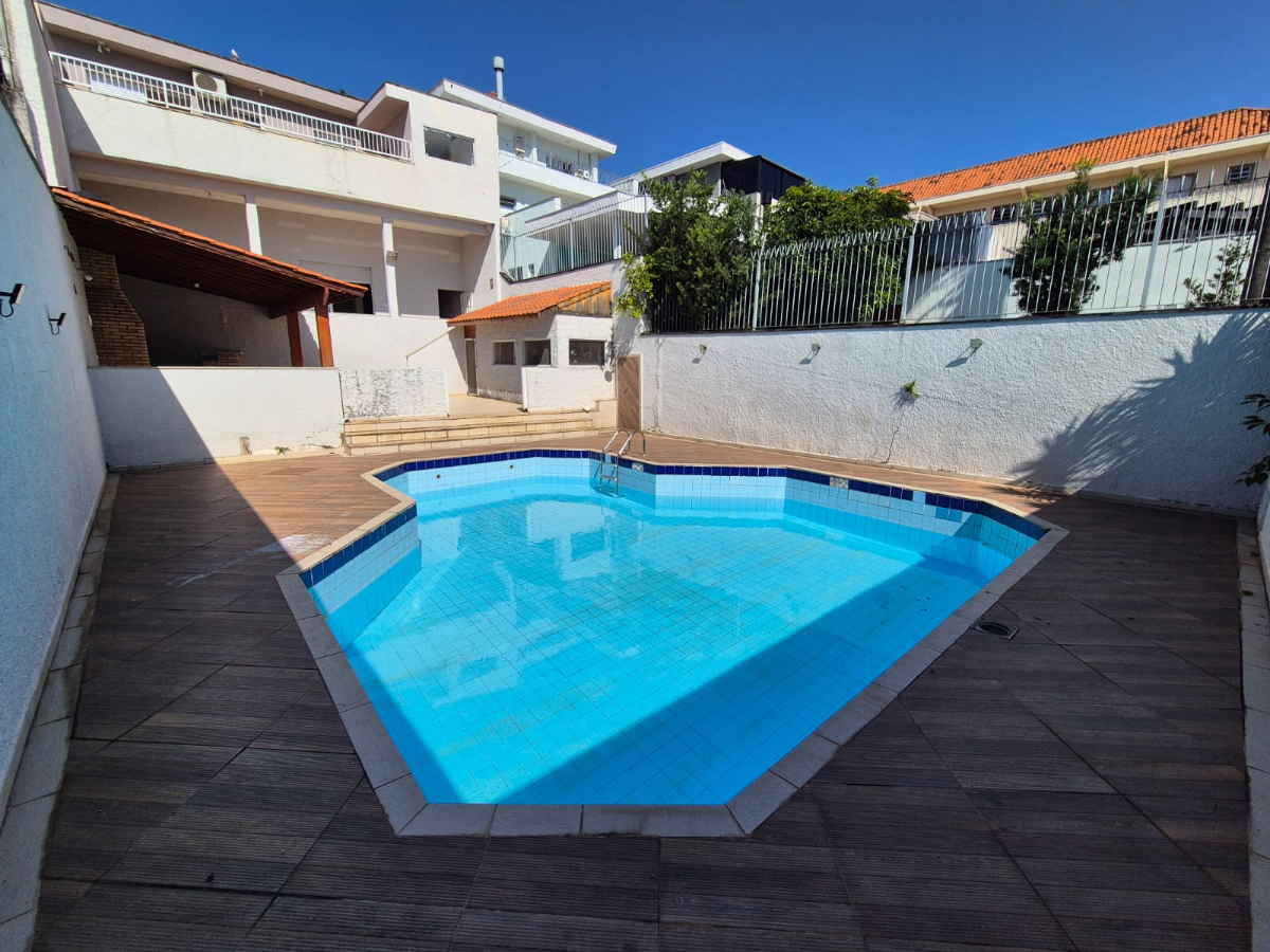 Casa, 4 quartos, 289 m² - Foto 2