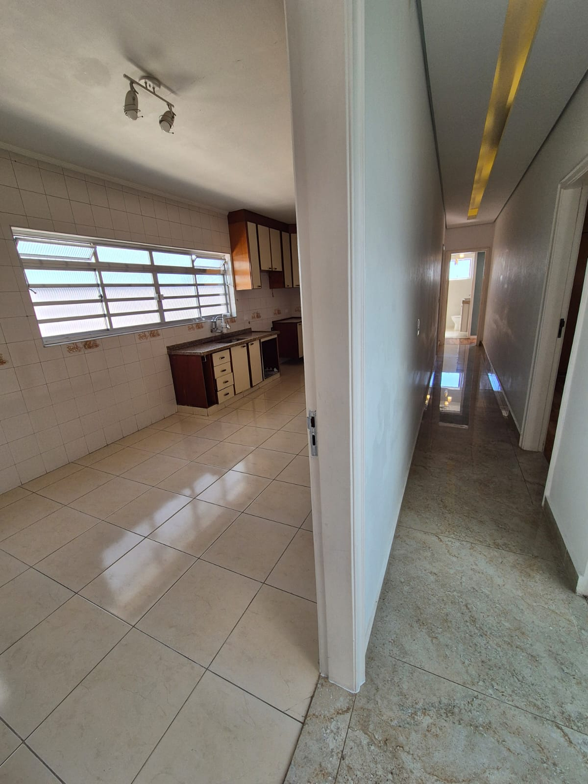 Casa, 4 quartos, 289 m² - Foto 9