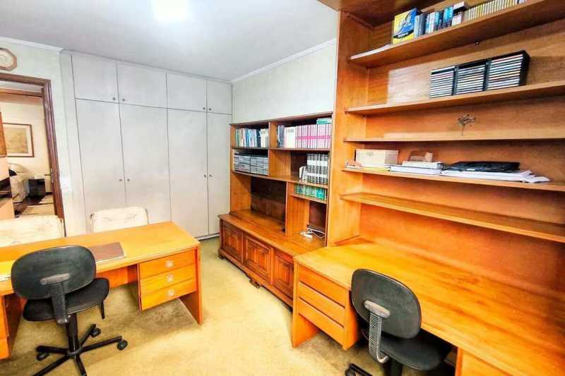 Cobertura, 3 quartos, 217 m² - Foto 17