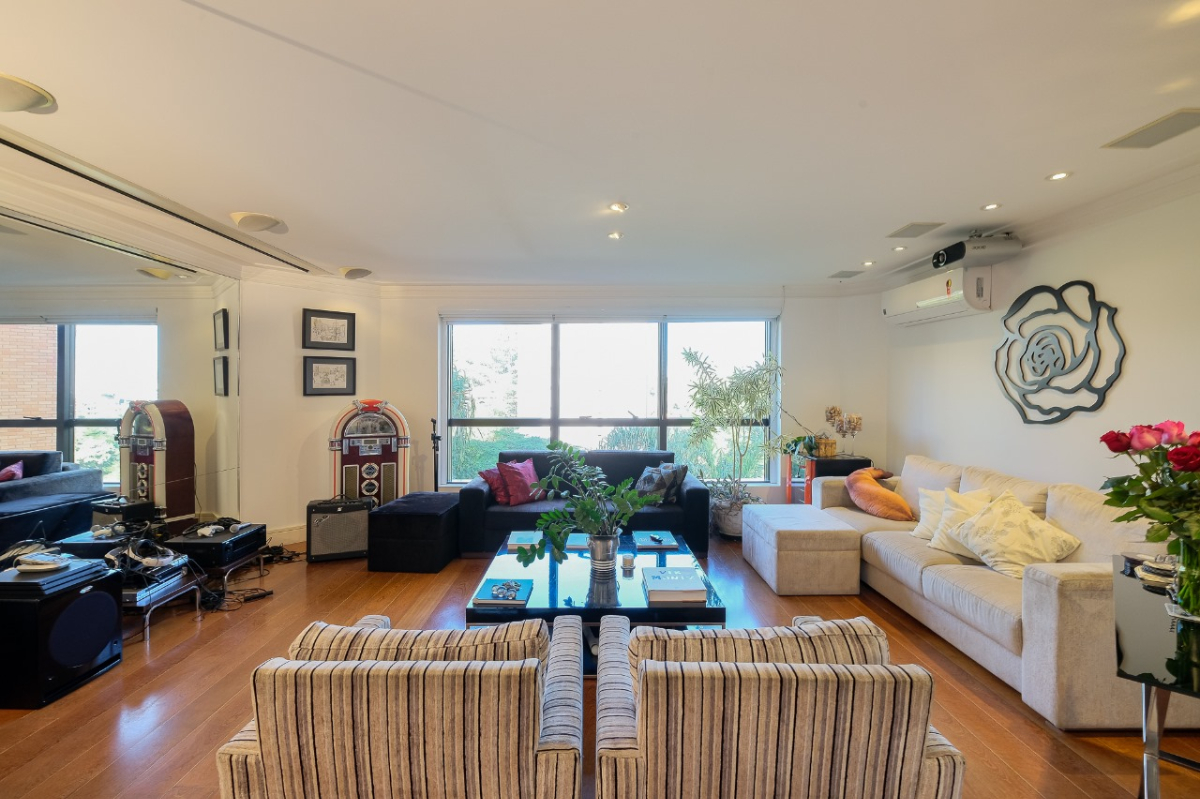 Apartamento, 3 quartos, 177 m² - Foto 2