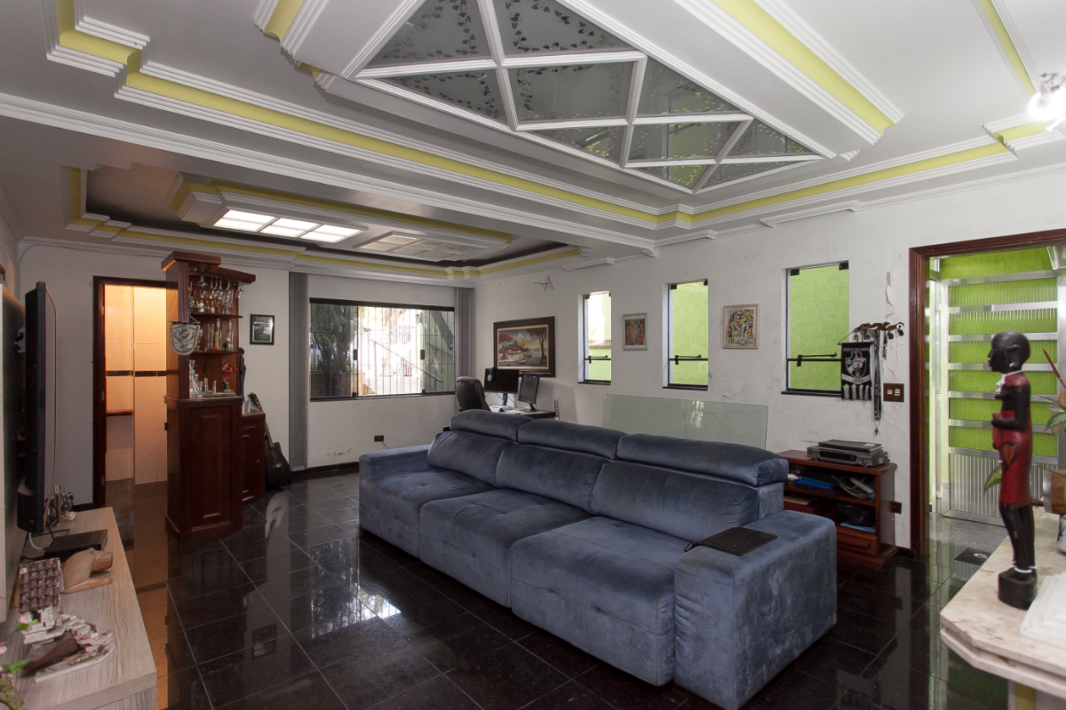Casa, 3 quartos, 247 m² - Foto 1