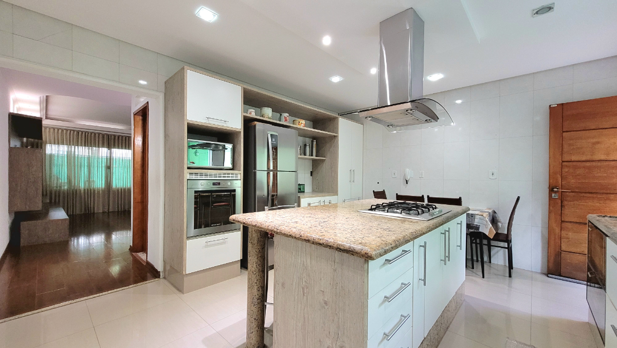 Casa, 3 quartos, 160 m² - Foto 1