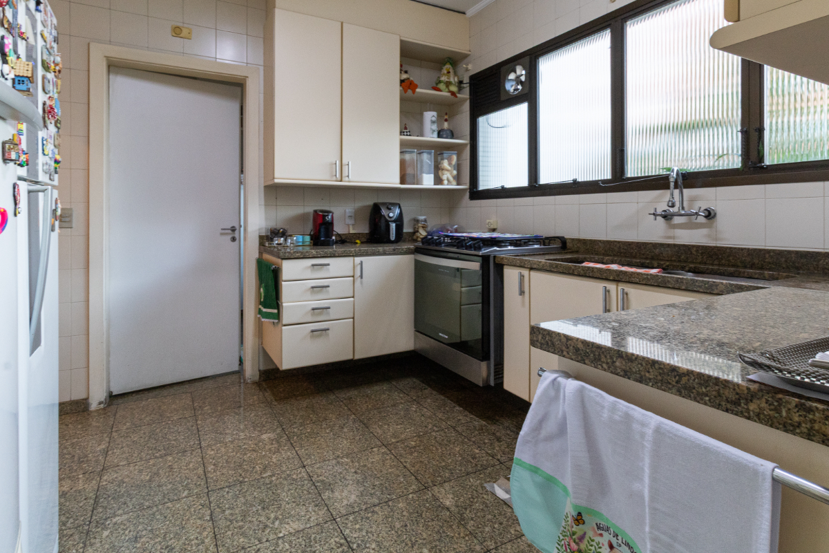 Apartamento, 3 quartos, 251 m² - Foto 17