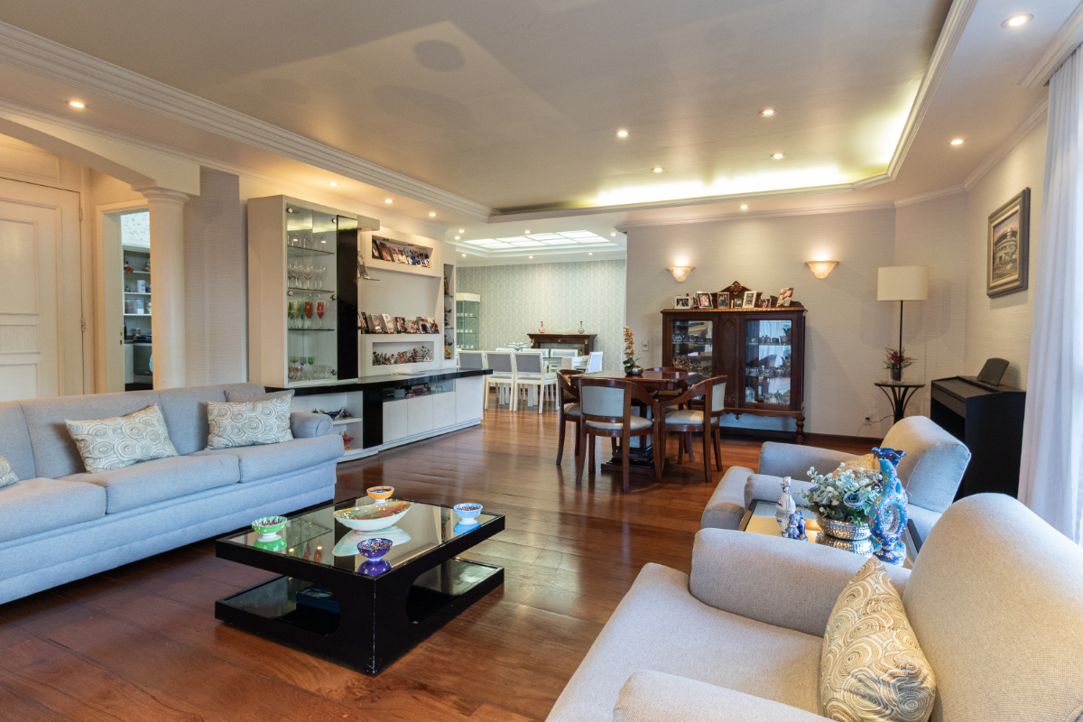 Apartamento, 3 quartos, 251 m² - Foto 2